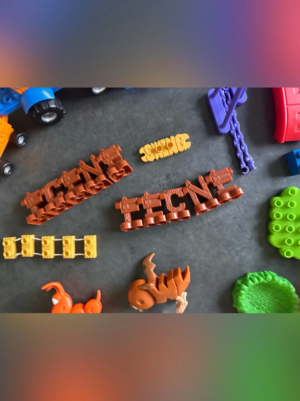 Mega Bloks PBS Word World House and Barn Replacement Blocks